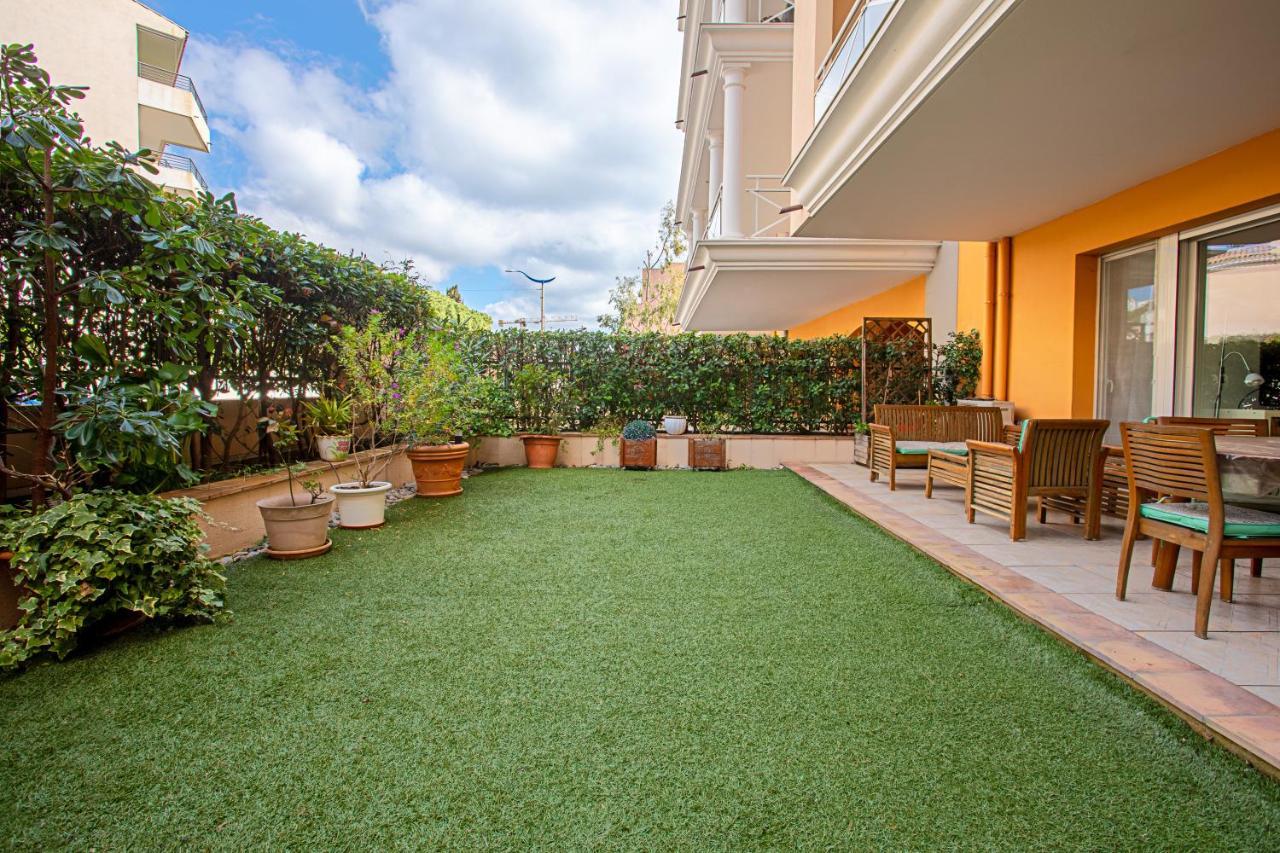 Appartement Centre Ville Cavalaire Bagian luar foto